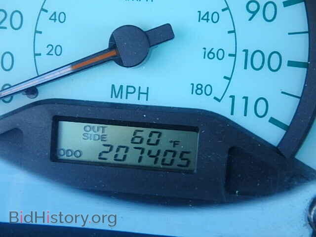 2003 TOYOTA COROLLA - VIN: JTDBR32E130035675 - Photo 8