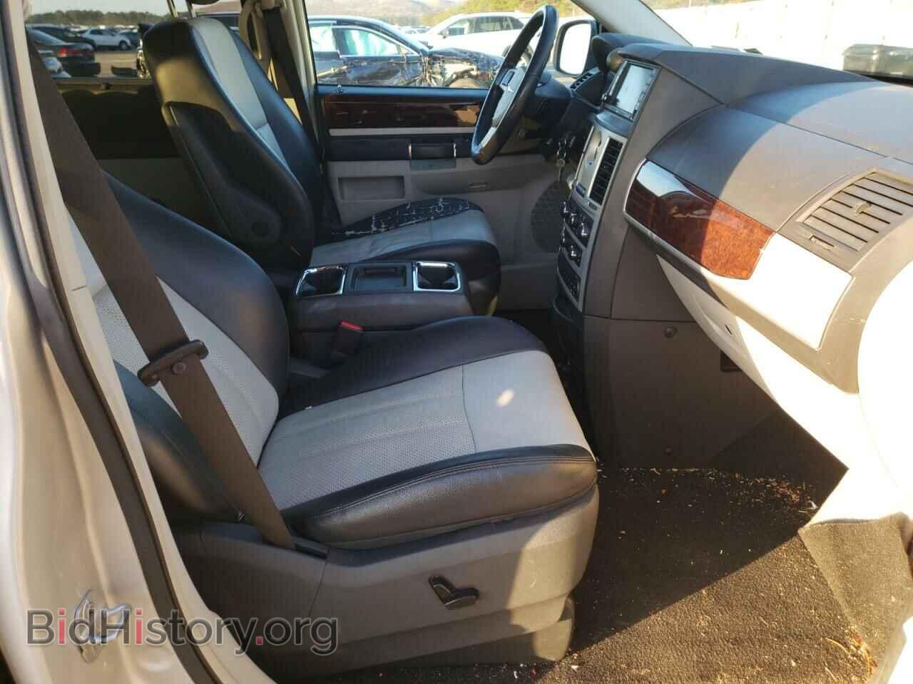 2010 CHRYSLER MINIVAN - VIN: 2A4RR8D17AR480957 - Фото 5