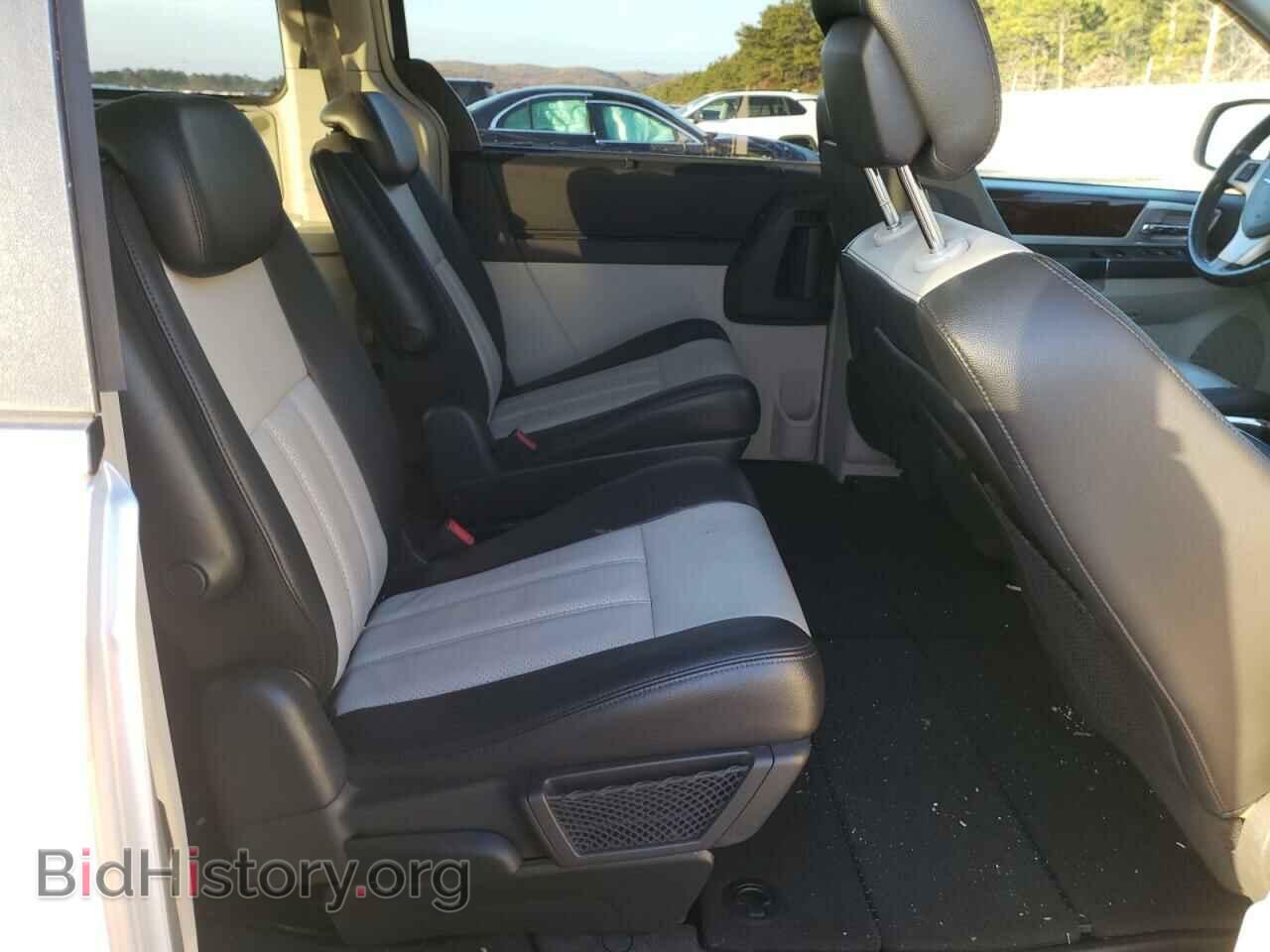 2010 CHRYSLER MINIVAN - VIN: 2A4RR8D17AR480957 - Фото 6