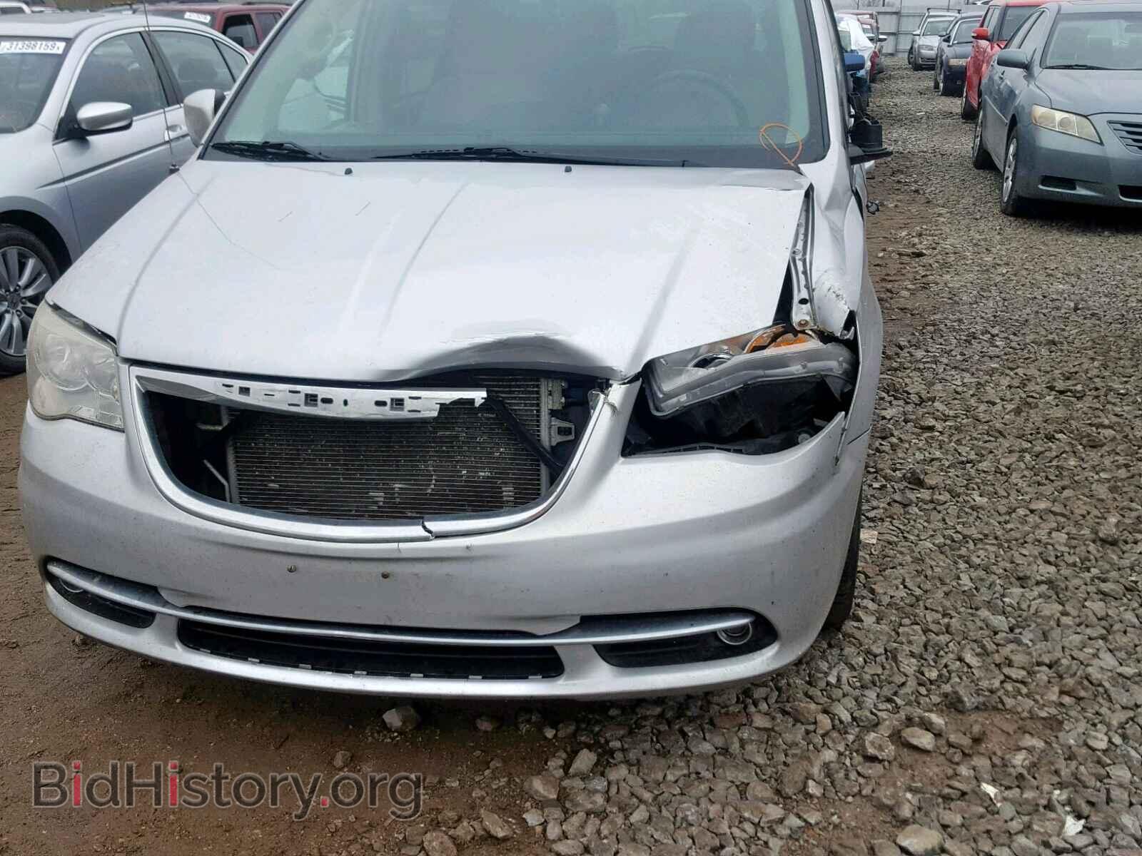 2011 CHRYSLER TOWN & COU - VIN: 2A4RR5DG9BR664883 - Фото 9