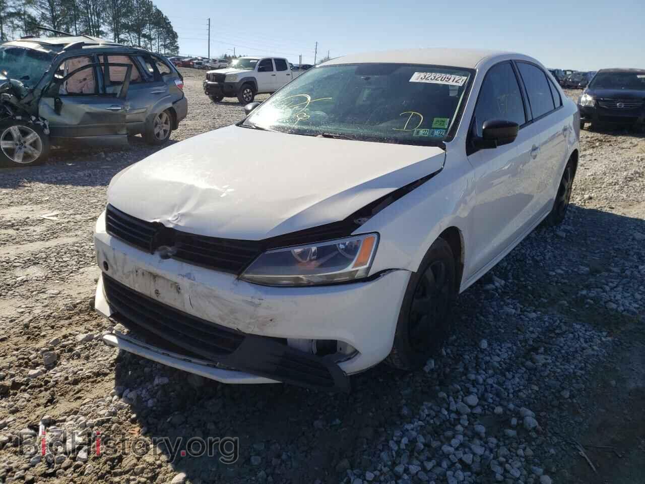 2013 VOLKSWAGEN JETTA - VIN: 3VW2K7AJ4DM374131 - Фото 2