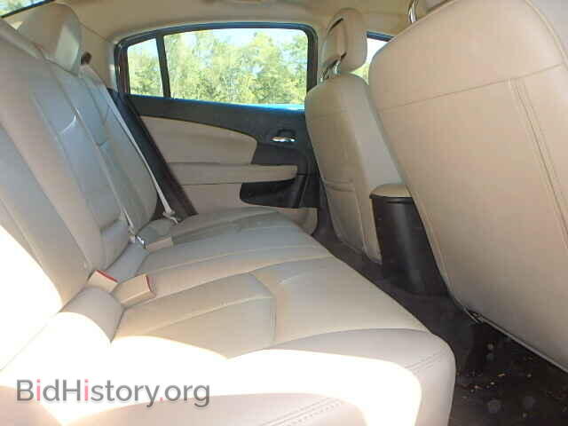 2011 CHRYSLER 200 - VIN: 1C3BC2FG4BN504870 - Фото 6