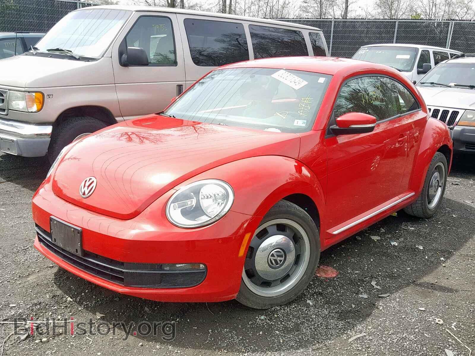 2012 VOLKSWAGEN BEETLE - VIN: 3VWHP7AT2CM623179 - Фото 2