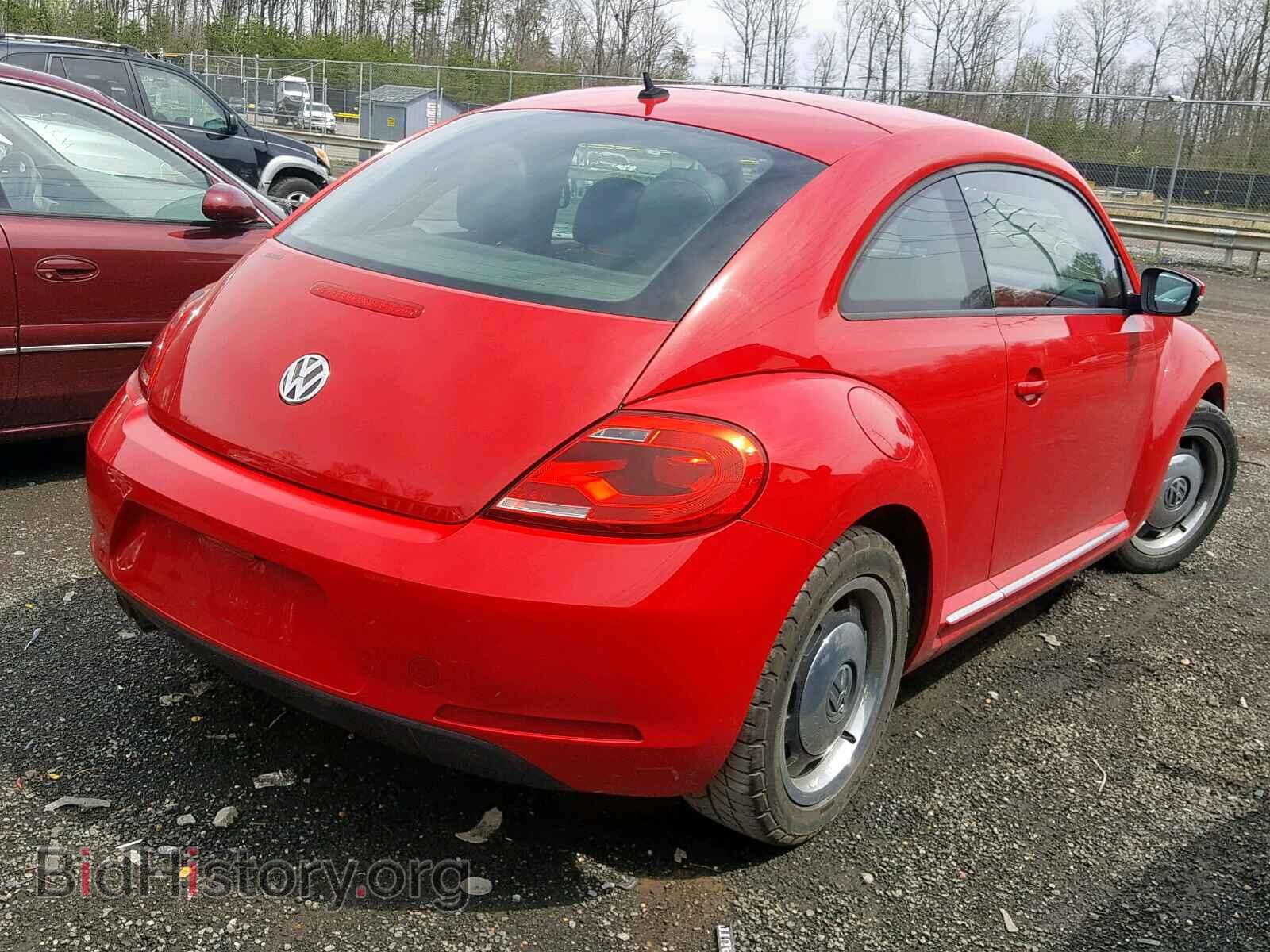 2012 VOLKSWAGEN BEETLE - VIN: 3VWHP7AT2CM623179 - Фото 4