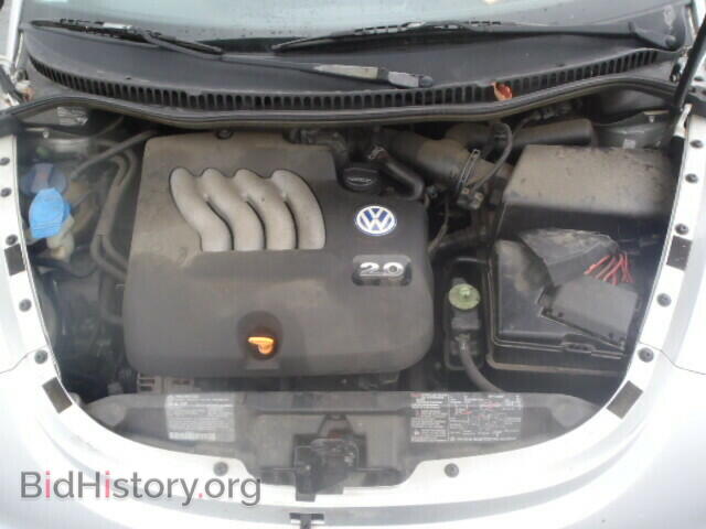 2000 VOLKSWAGEN BEETLE - VIN: 3VWCC21C2YM422690 - Фото 7