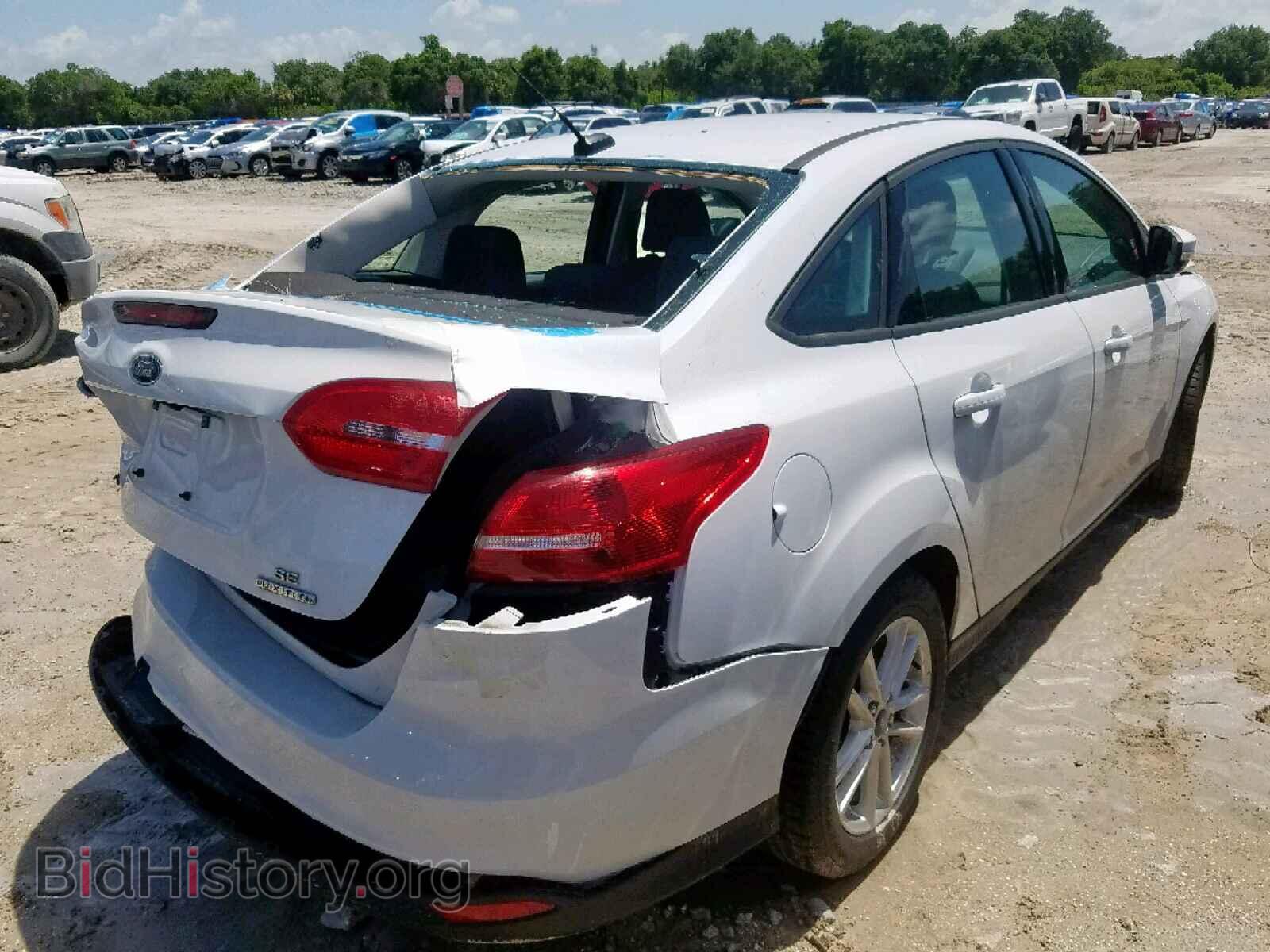2016 FORD FOCUS SE - VIN: 1FADP3F28GL304604 - Фото 4