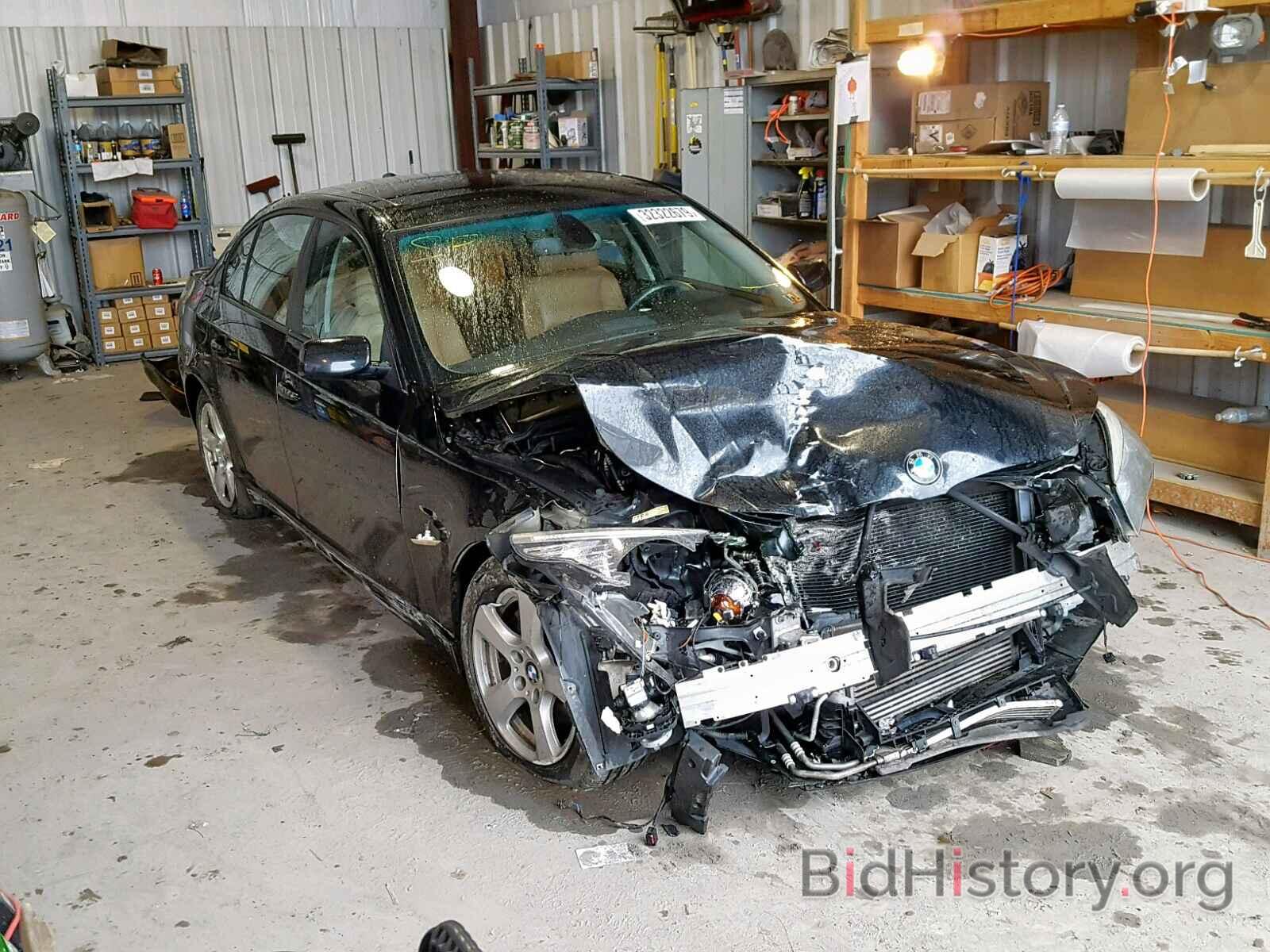 Photo WBANV93588CZ61827 - BMW 535 XI 2008