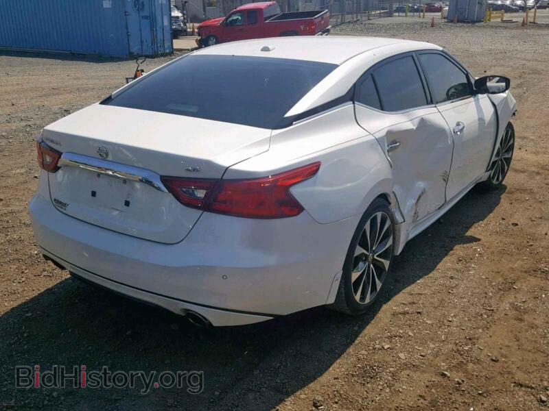 2017 Nissan MAXIMA (VIN 1N4AA6AP6HC379330) — фото 4 из 10