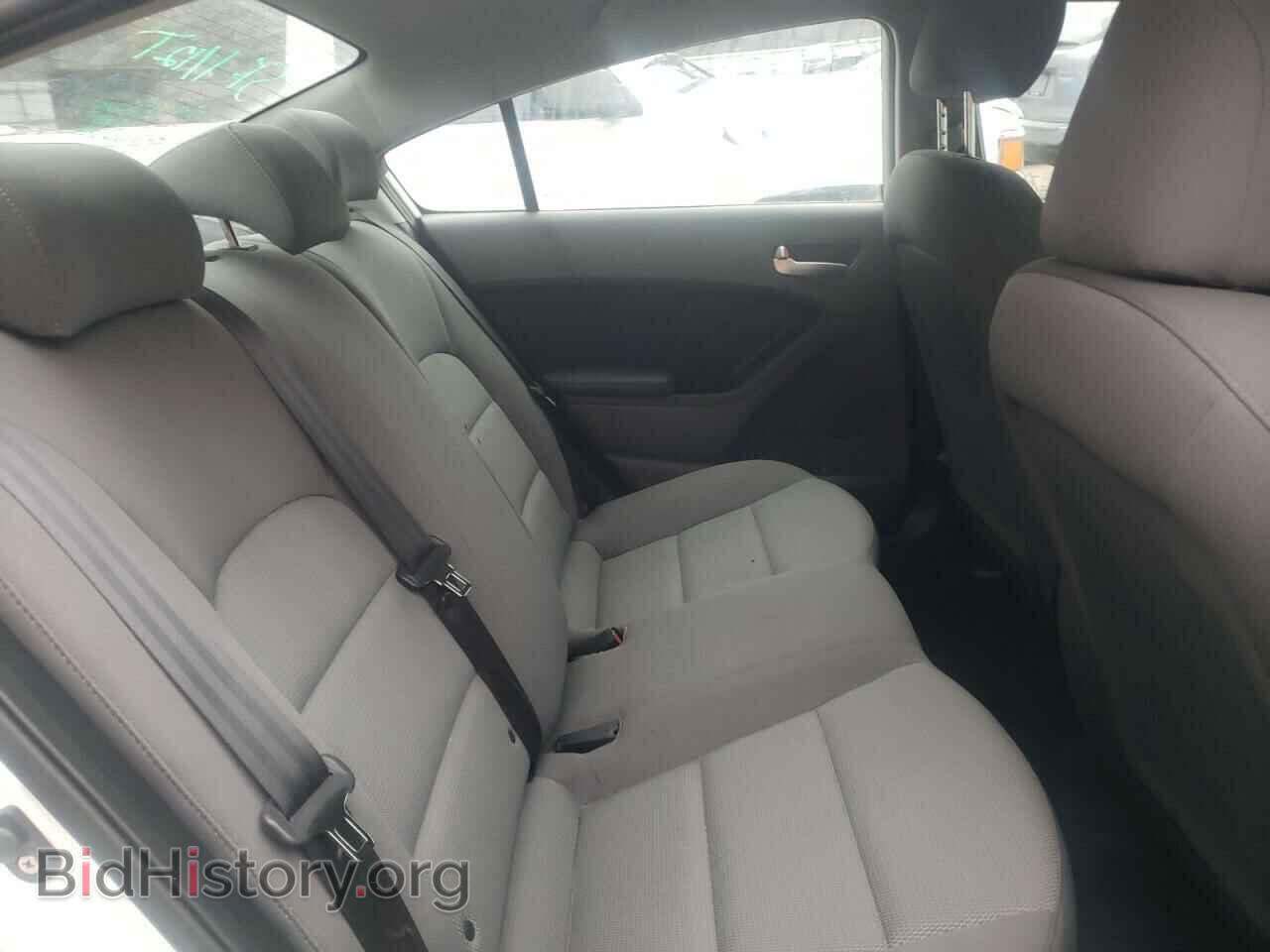 2017 KIA FORTE - VIN: 3KPFK4A72HE142621 - Фото 6
