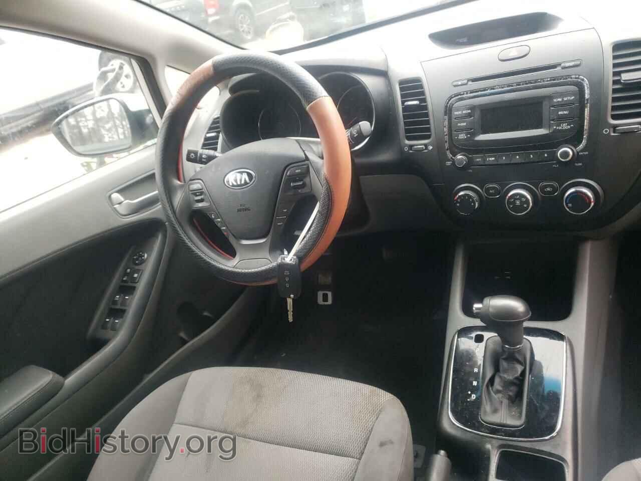 2017 KIA FORTE - VIN: 3KPFK4A72HE142621 - Фото 9