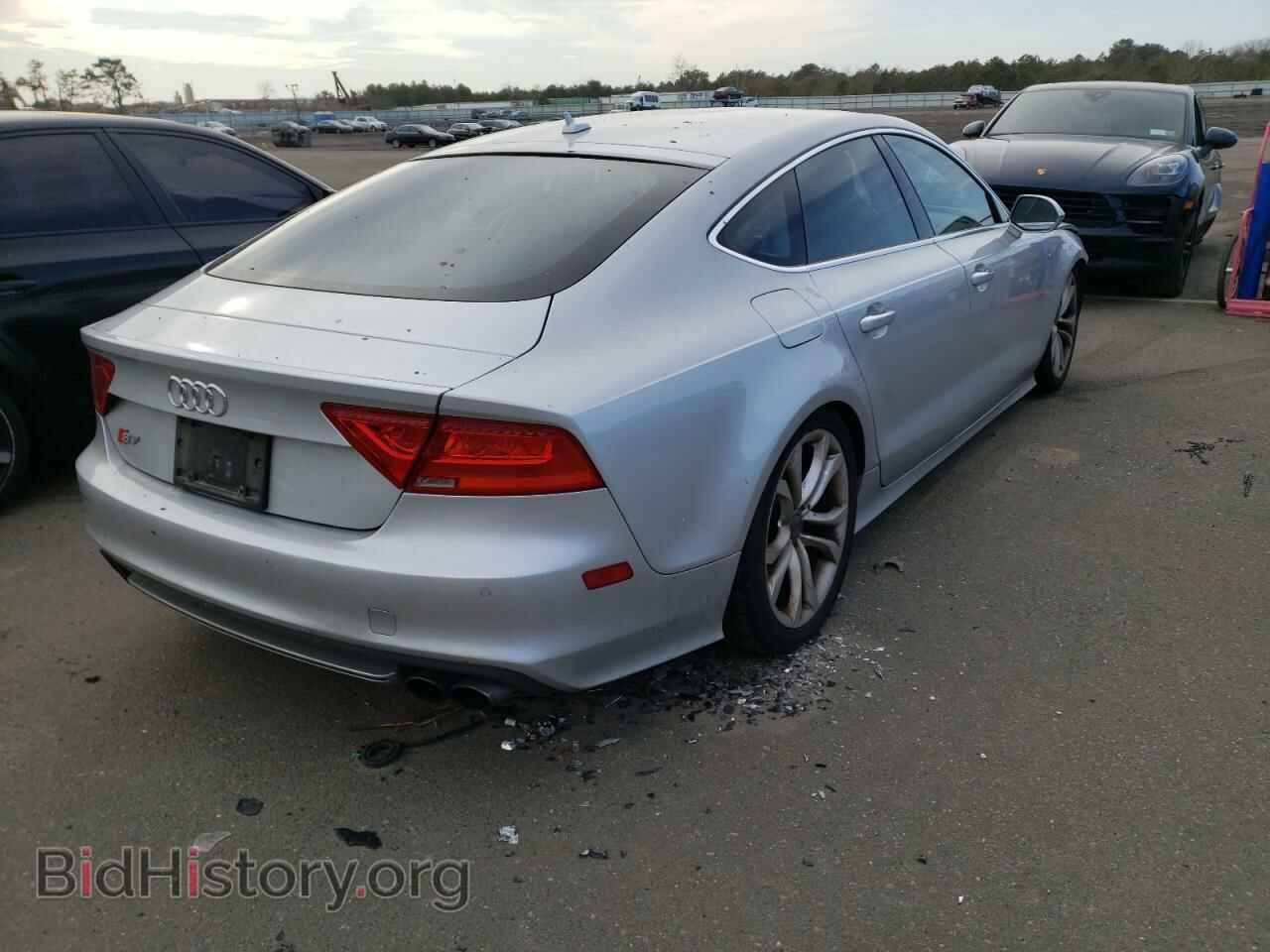 2013 AUDI S7/RS7 - VIN: WAUW2AFC8DN100462 - Фото 4