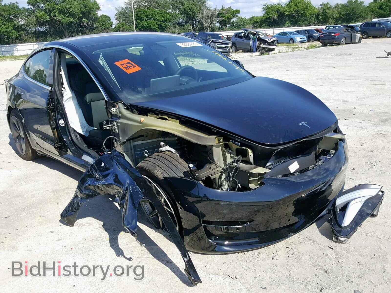Фотография 5YJ3E1EB8JF131355 - TESLA MODEL 3 2018