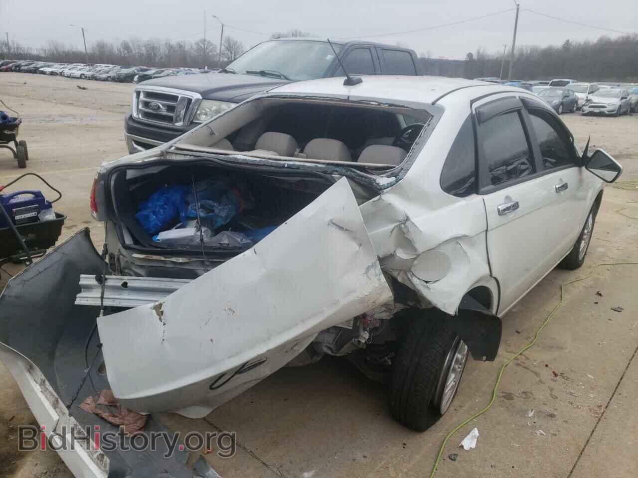 2010 FORD FOCUS - VIN: 1FAHP3FN6AW197652 - Фото 4