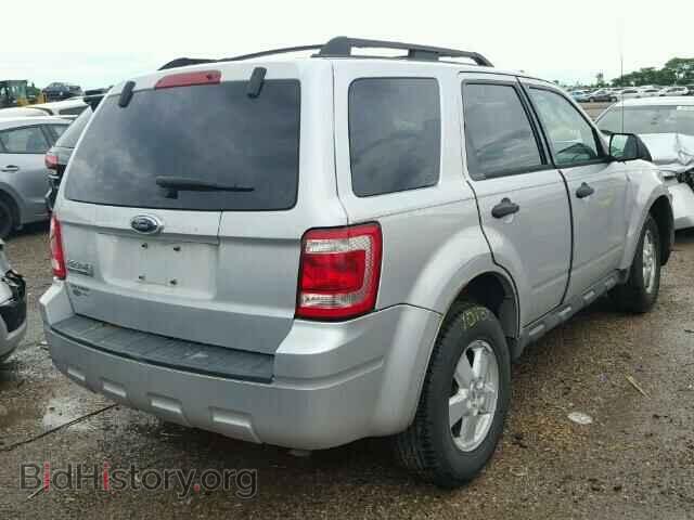 2009 FORD ESCAPE - VIN: 1FMCU03749KA58202 - Фото 4
