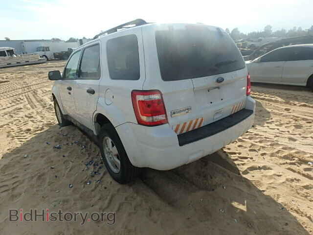 2011 FORD ESCAPE - VIN: 1FMCU0D71BKC54344 - Фото 3