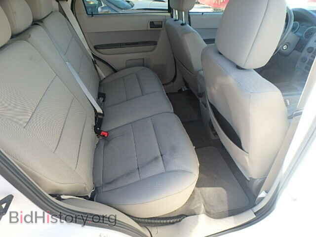 2011 FORD ESCAPE - VIN: 1FMCU0D71BKC54344 - Фото 6