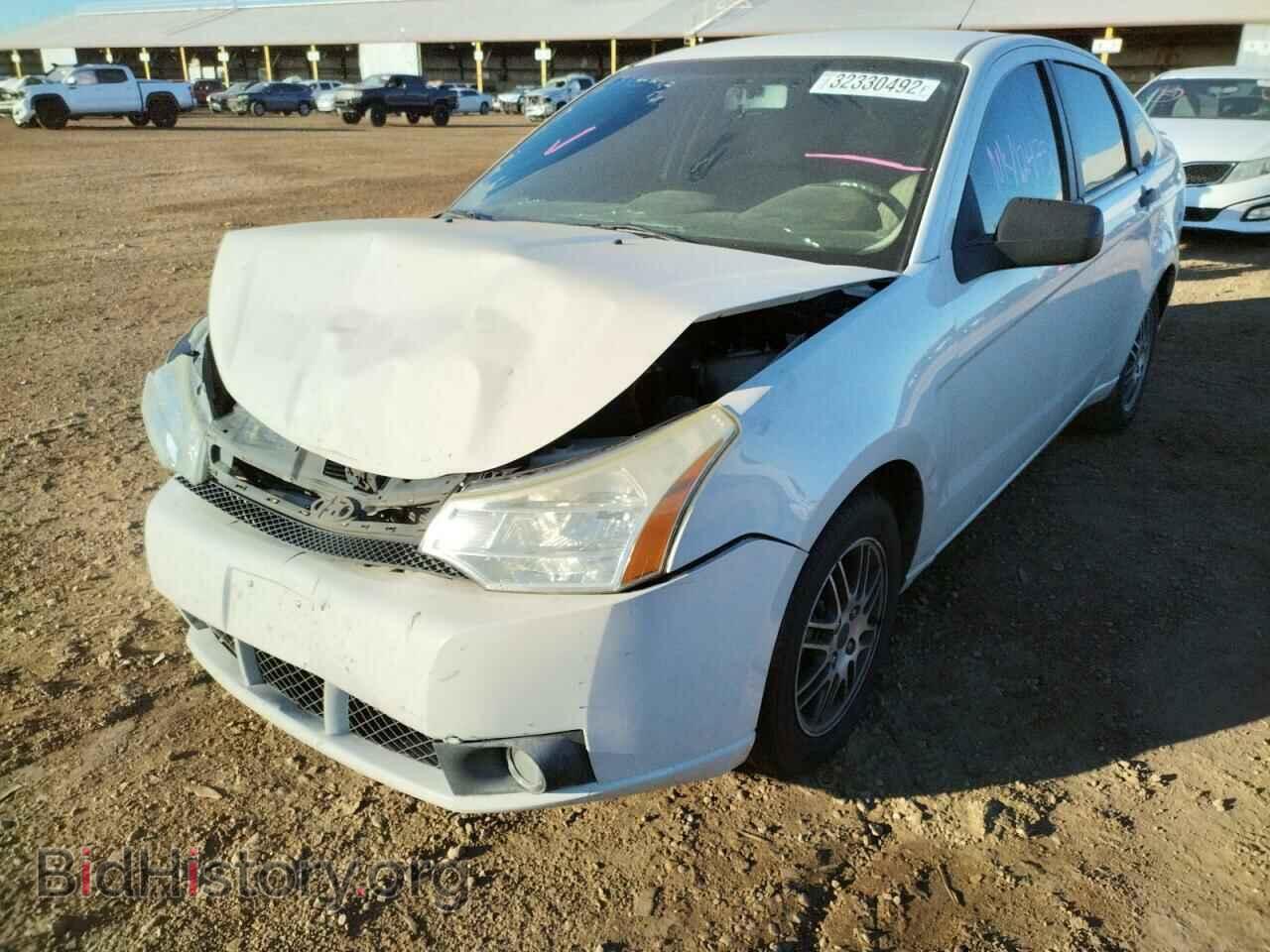 2011 FORD FOCUS - VIN: 1FAHP3FN3BW197335 - Фото 2