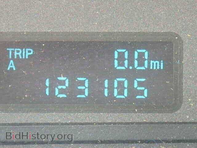 2008 MAZDA TRIBUTE - VIN: 4F2CZ92Z48KM17236 - Фото 8