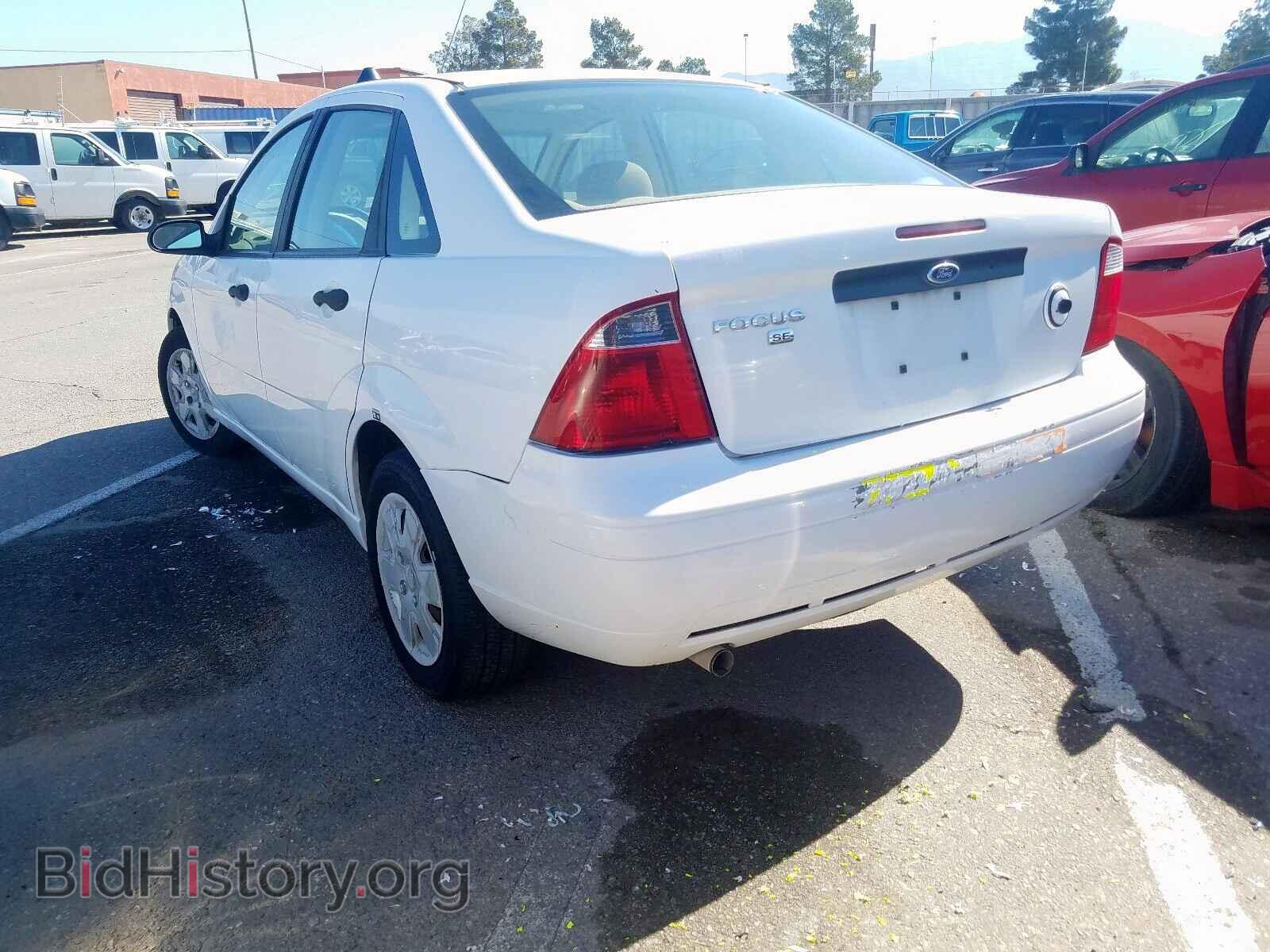 2007 FORD FOCUS - VIN: 1FAHP34N97W294100 - Фото 3