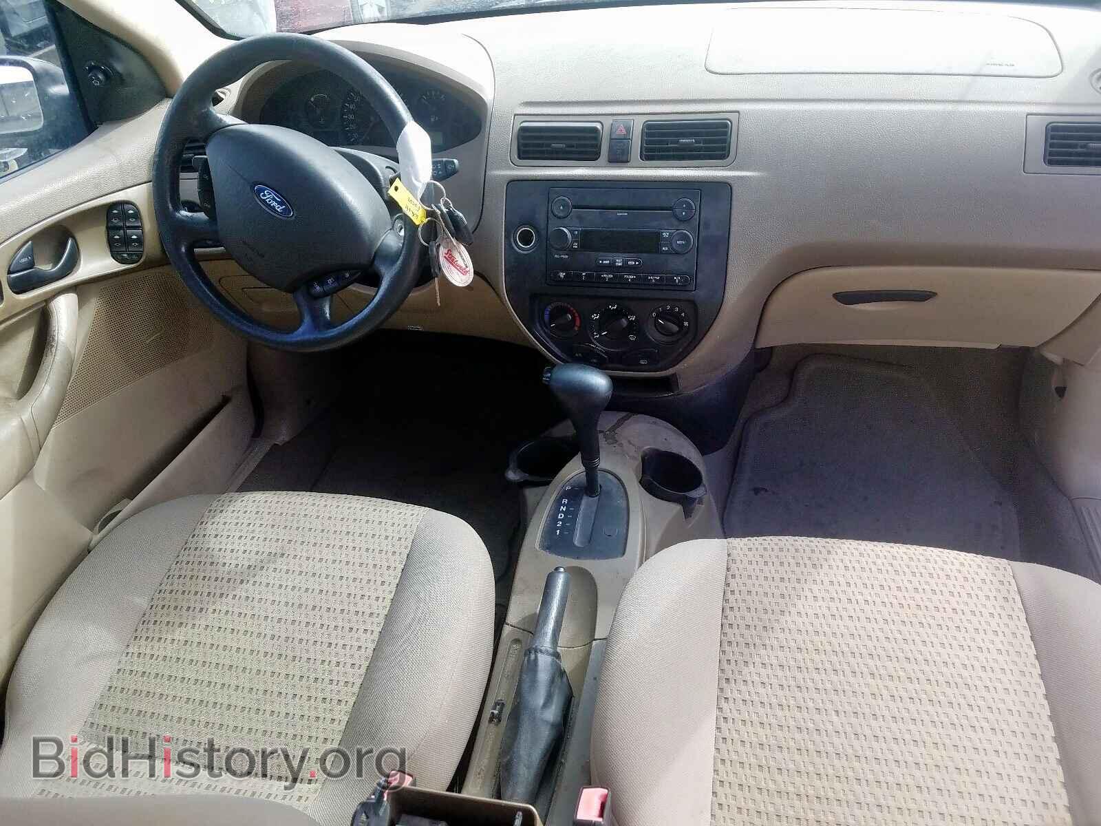 2007 FORD FOCUS - VIN: 1FAHP34N97W294100 - Фото 9