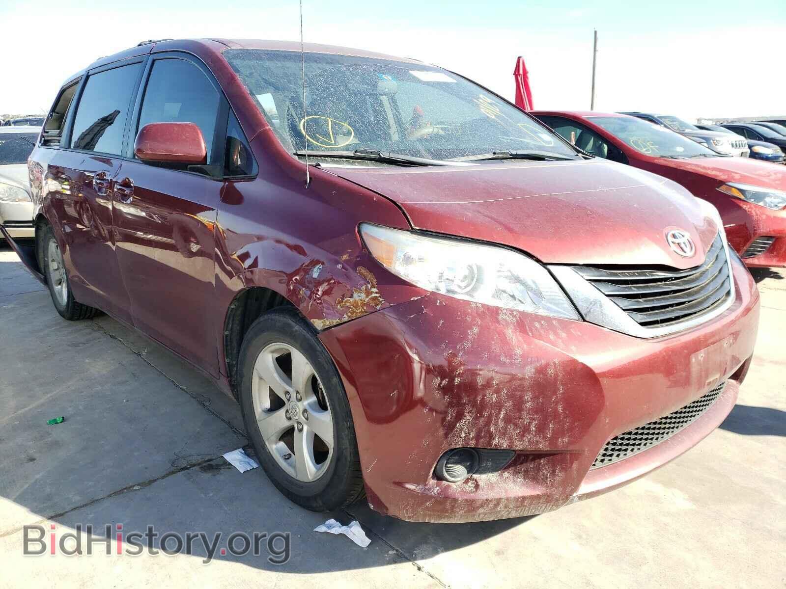 Photo 5TDKK3DC7CS266285 - TOYOTA SIENNA 2012