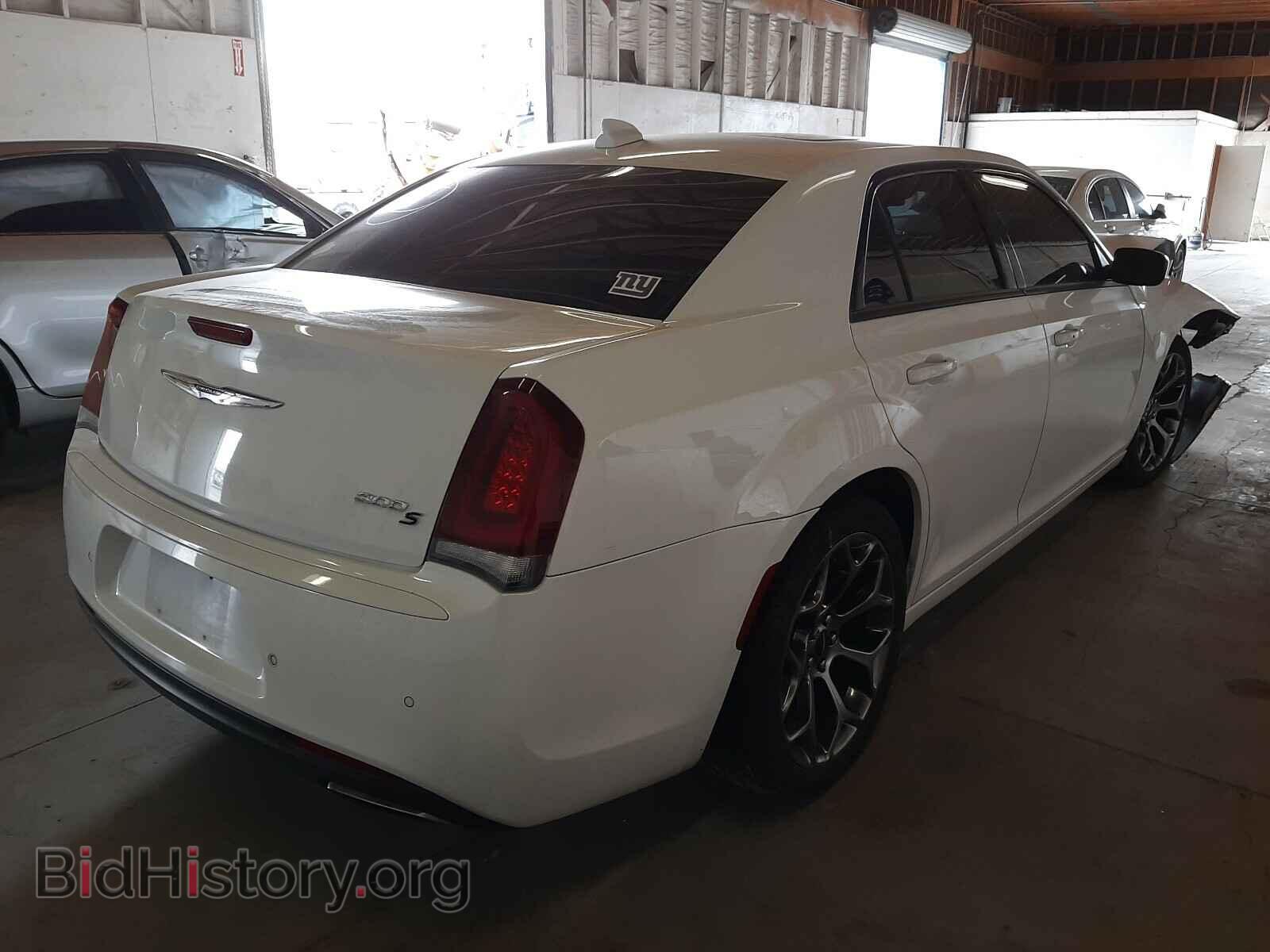 2017 CHRYSLER 300 - VIN: 2C3CCABG7HH630937 - Фото 4