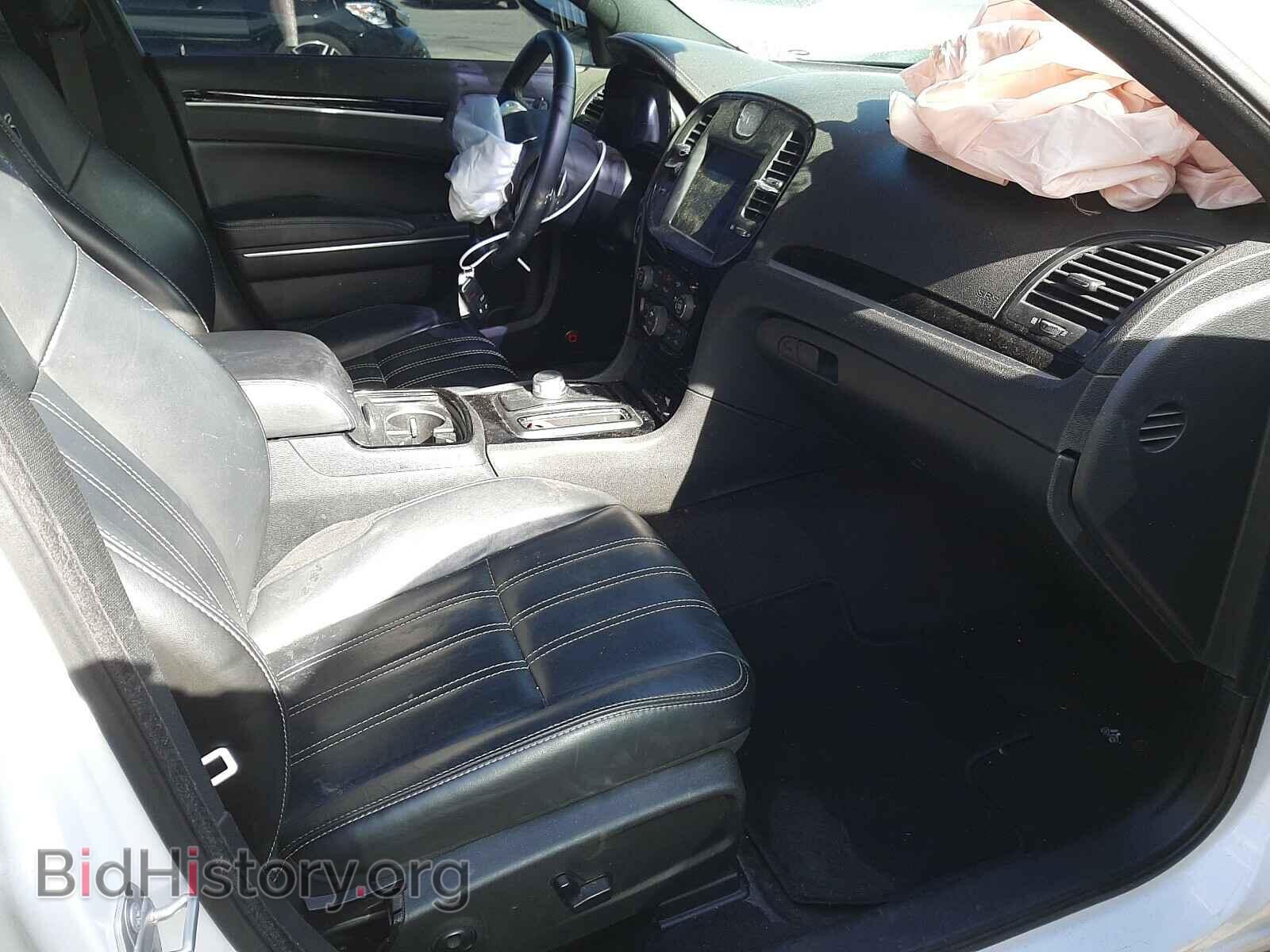 2017 CHRYSLER 300 - VIN: 2C3CCABG7HH630937 - Фото 5