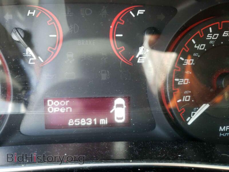 2014 Dodge DART (VIN 1C3CDFBB0ED867339) — photo 8 of 10