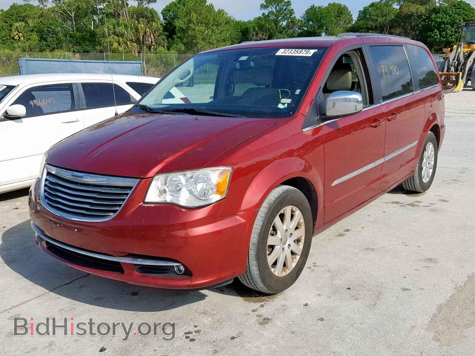 2011 CHRYSLER TOWN & COU - VIN: 2A4RR8DGXBR749703 - Фото 2
