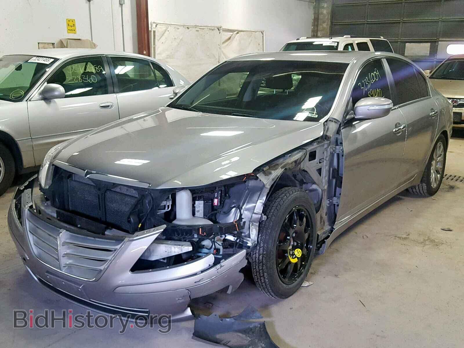 2011 HYUNDAI GENESIS - VIN: KMHGC4DE9BU135147 - Фото 2