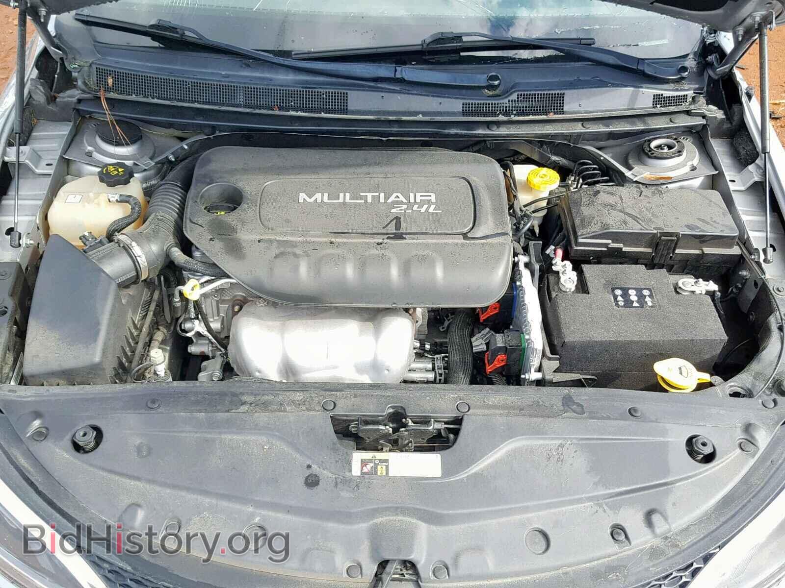 2016 CHRYSLER 200 - VIN: 1C3CCCABXGN105815 - Photo 7