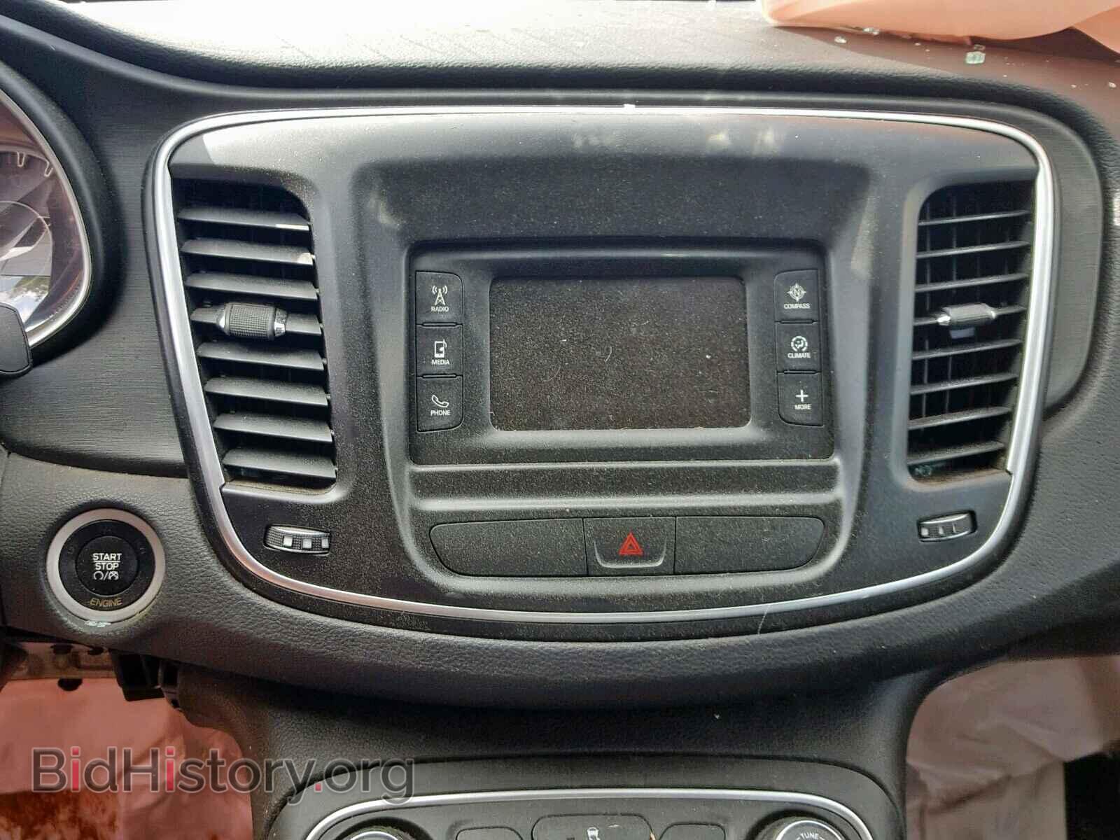 2016 CHRYSLER 200 - VIN: 1C3CCCABXGN105815 - Photo 10