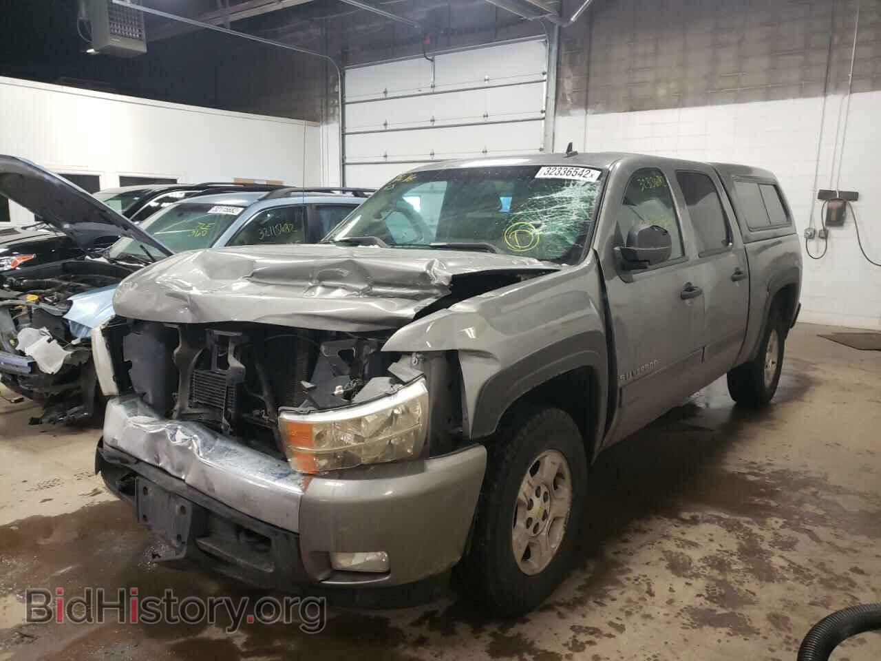2007 CHEVROLET SILVERADO - VIN: 2GCEK13M571556596 - Фото 2