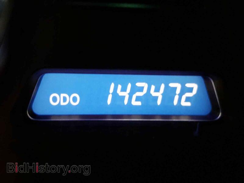 2010 Lexus IS (VIN JTHCF5C22A5038581) — photo 8 of 10