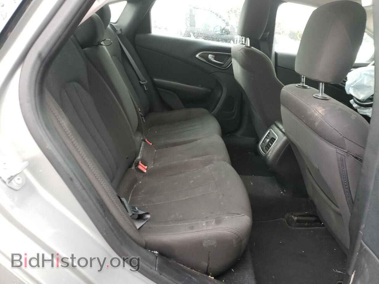2015 CHRYSLER 200 - VIN: 1C3CCCAB5FN750435 - Фото 6