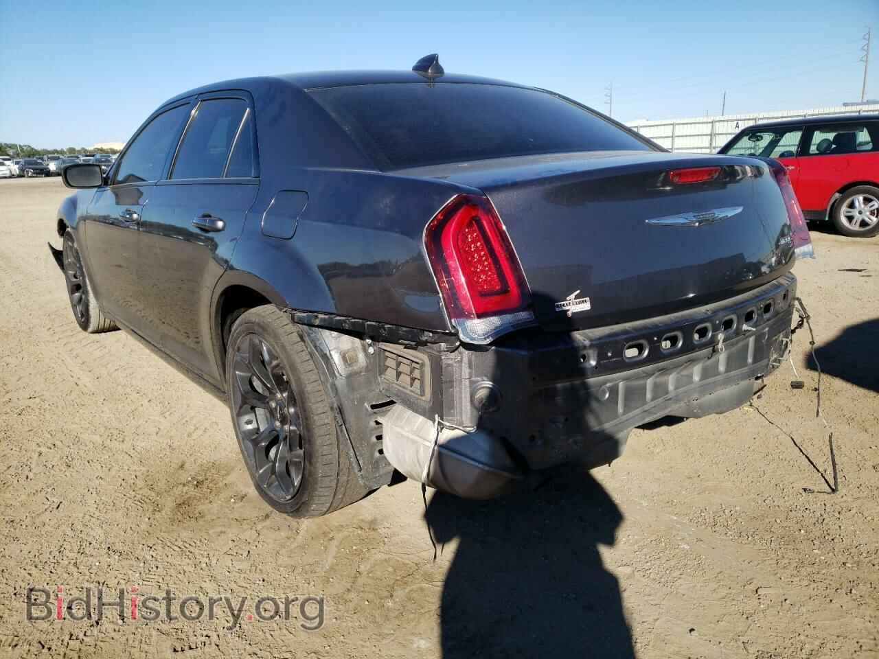 2019 CHRYSLER 300 - VIN: 2C3CCABG9KH686708 - Фото 3