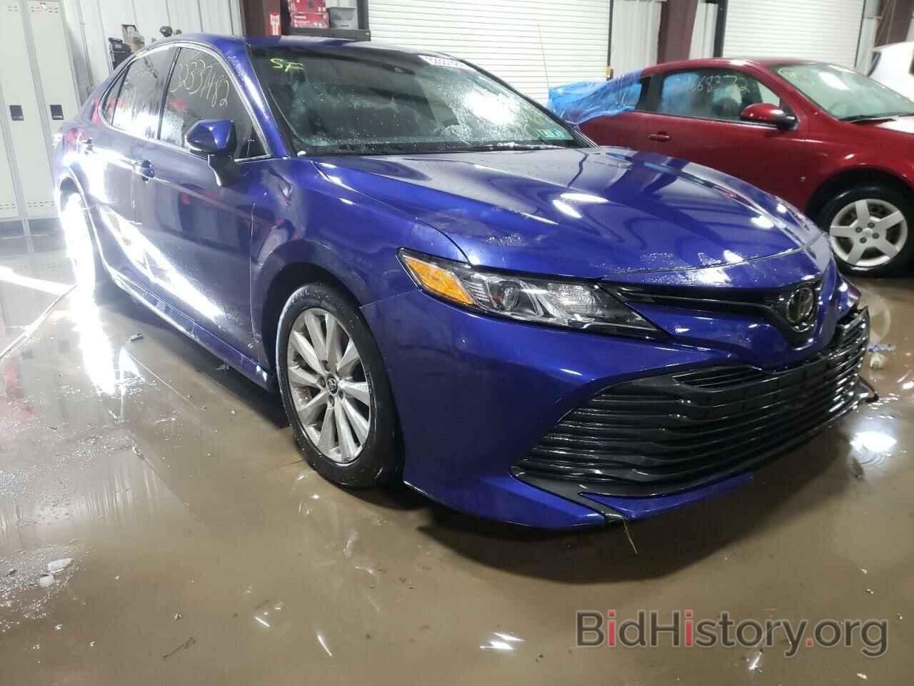 Photo 4T1B11HK5JU572429 - TOYOTA CAMRY 2018