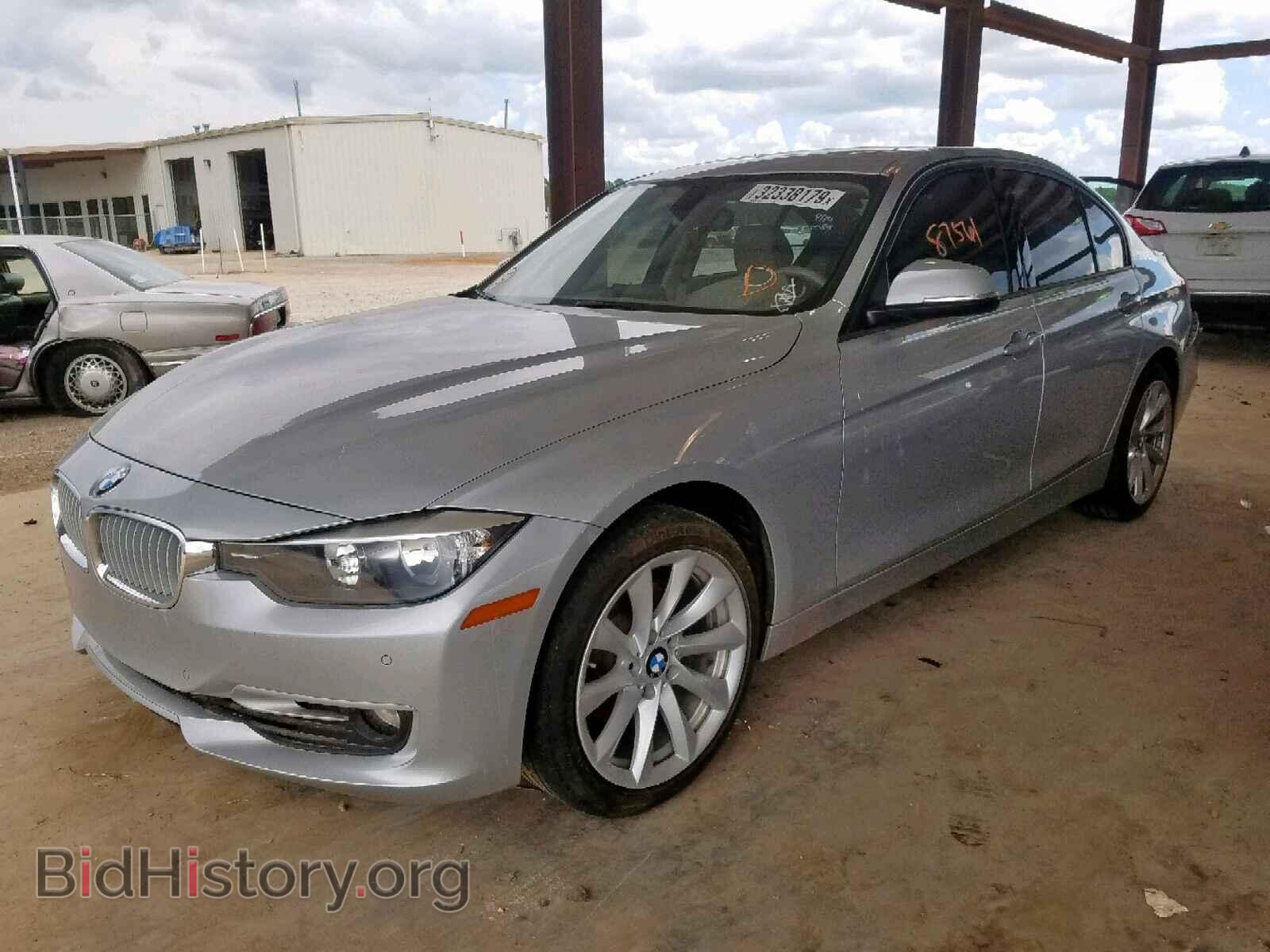 2012 BMW 328 I - VIN: WBA3A5C52CF345687 - Фото 2