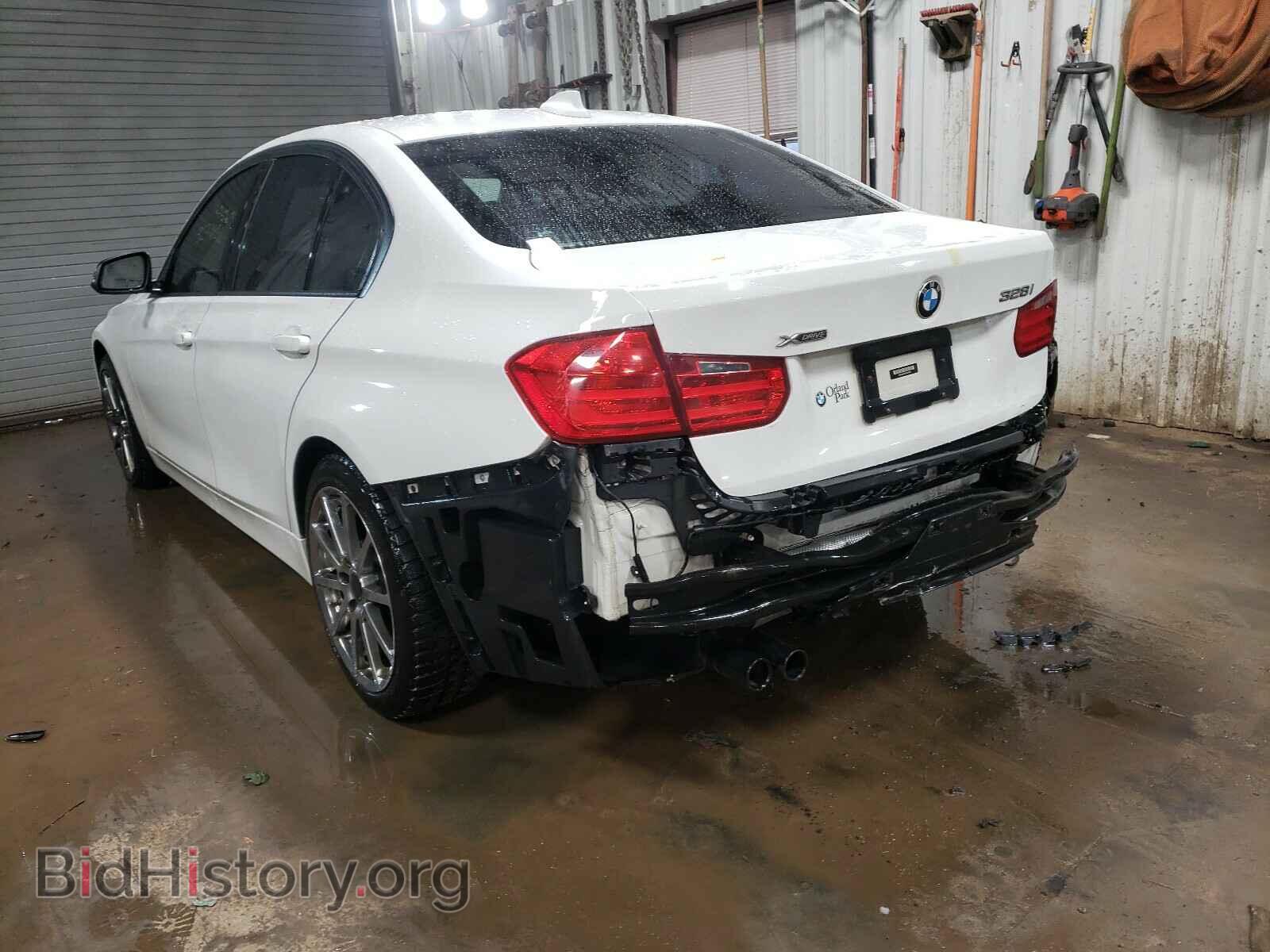 2013 BMW 3 SERIES - VIN: WBA3B3C57DF534242 - Фото 3