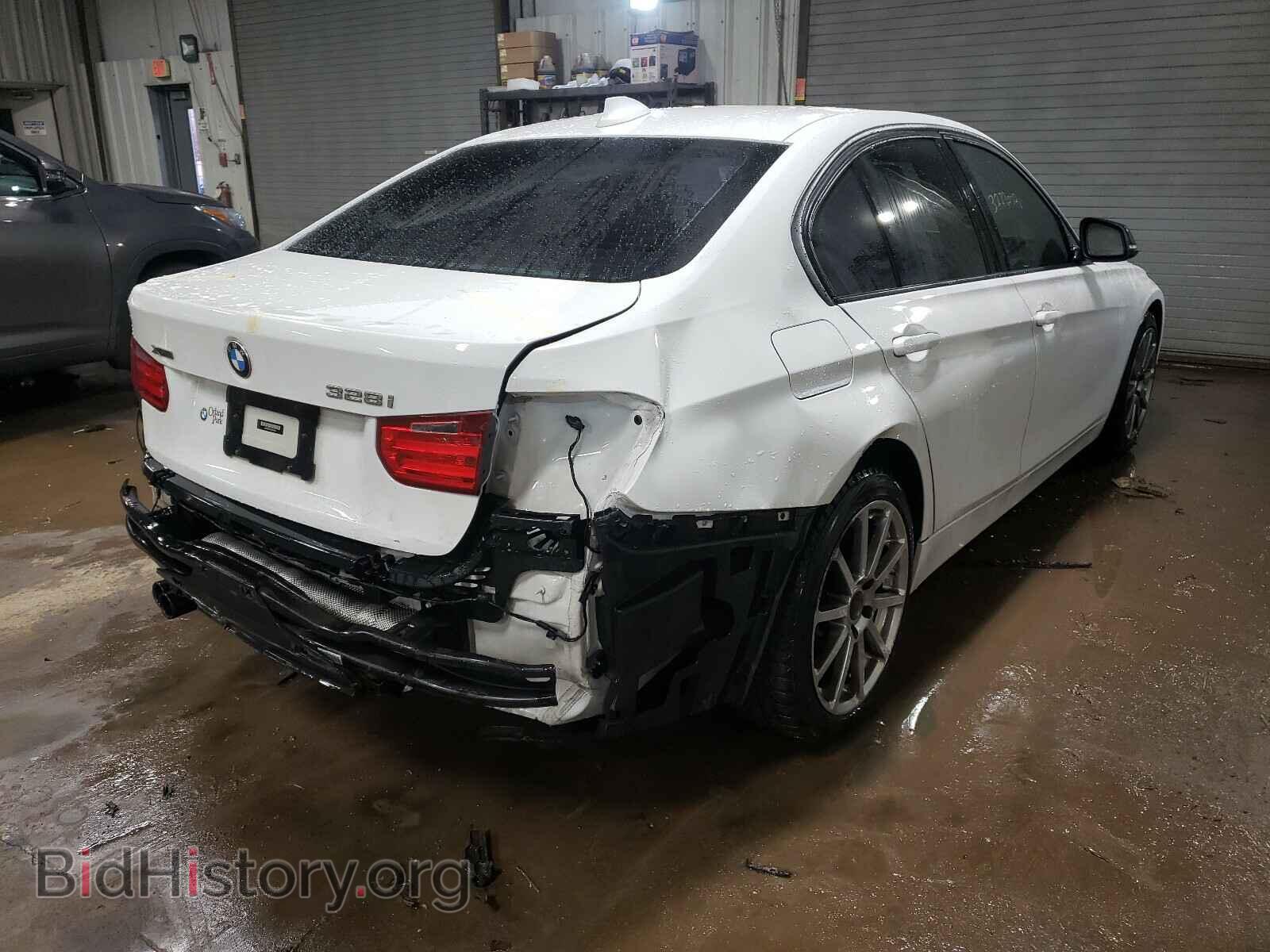 2013 BMW 3 SERIES - VIN: WBA3B3C57DF534242 - Фото 4