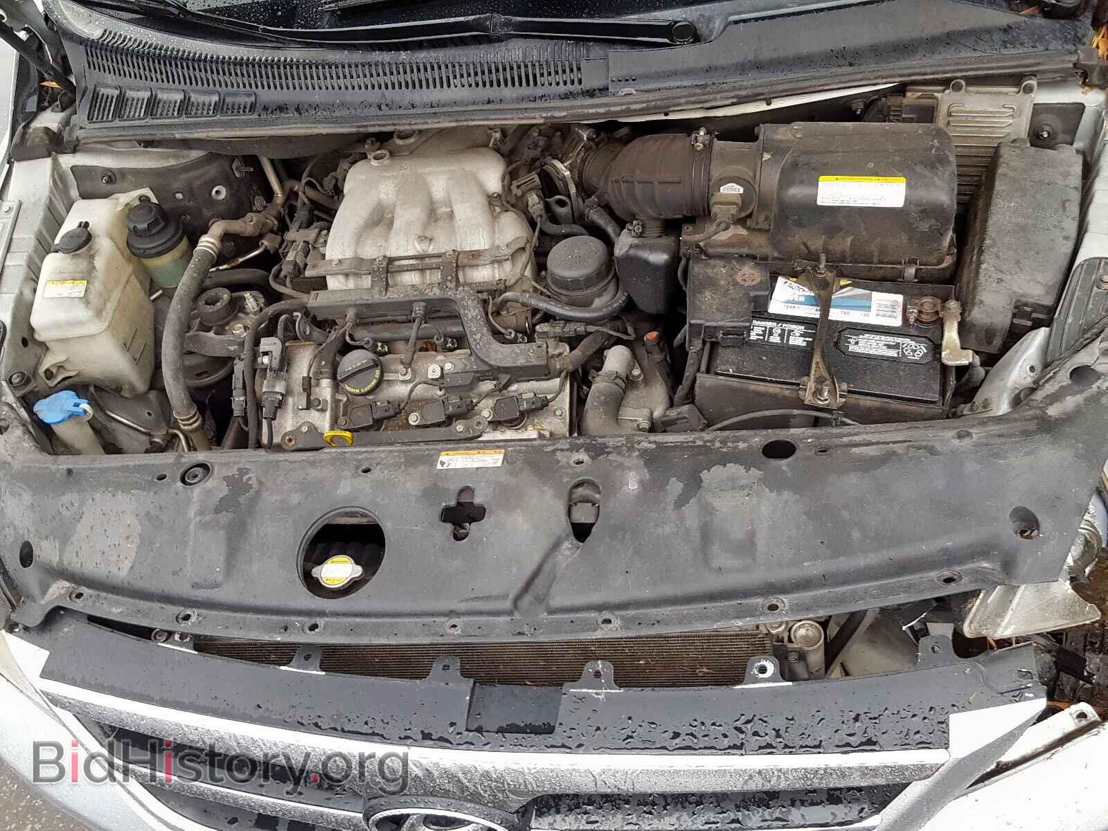 2007 HYUNDAI ENTOURAGE - VIN: KNDMC233076030438 - Фото 7