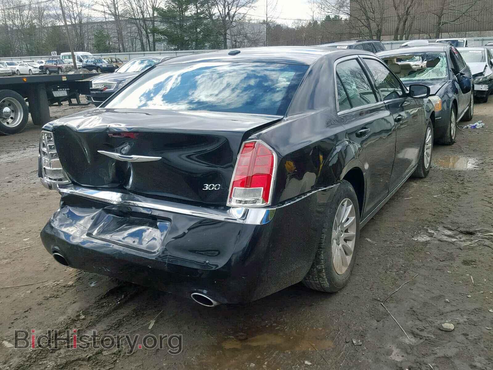 2014 CHRYSLER 300 - VIN: 2C3CCAAG4EH141635 - Фото 4