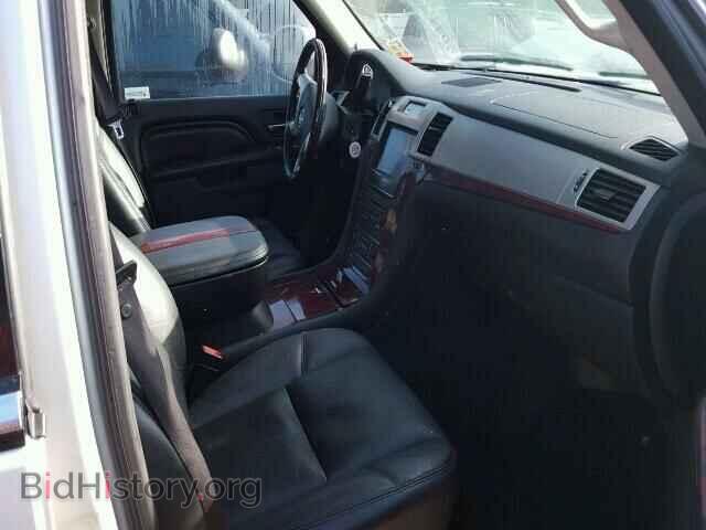 2011 CADILLAC ESCALADE - VIN: 1GYS3JEF0BR344911 - Фото 5