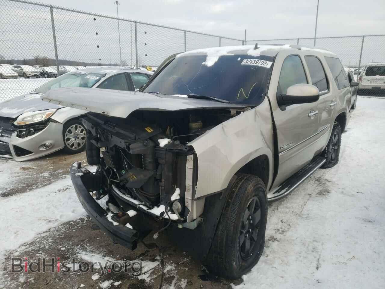 2007 GMC YUKON - VIN: 1GKFK63817J294896 - Фото 2