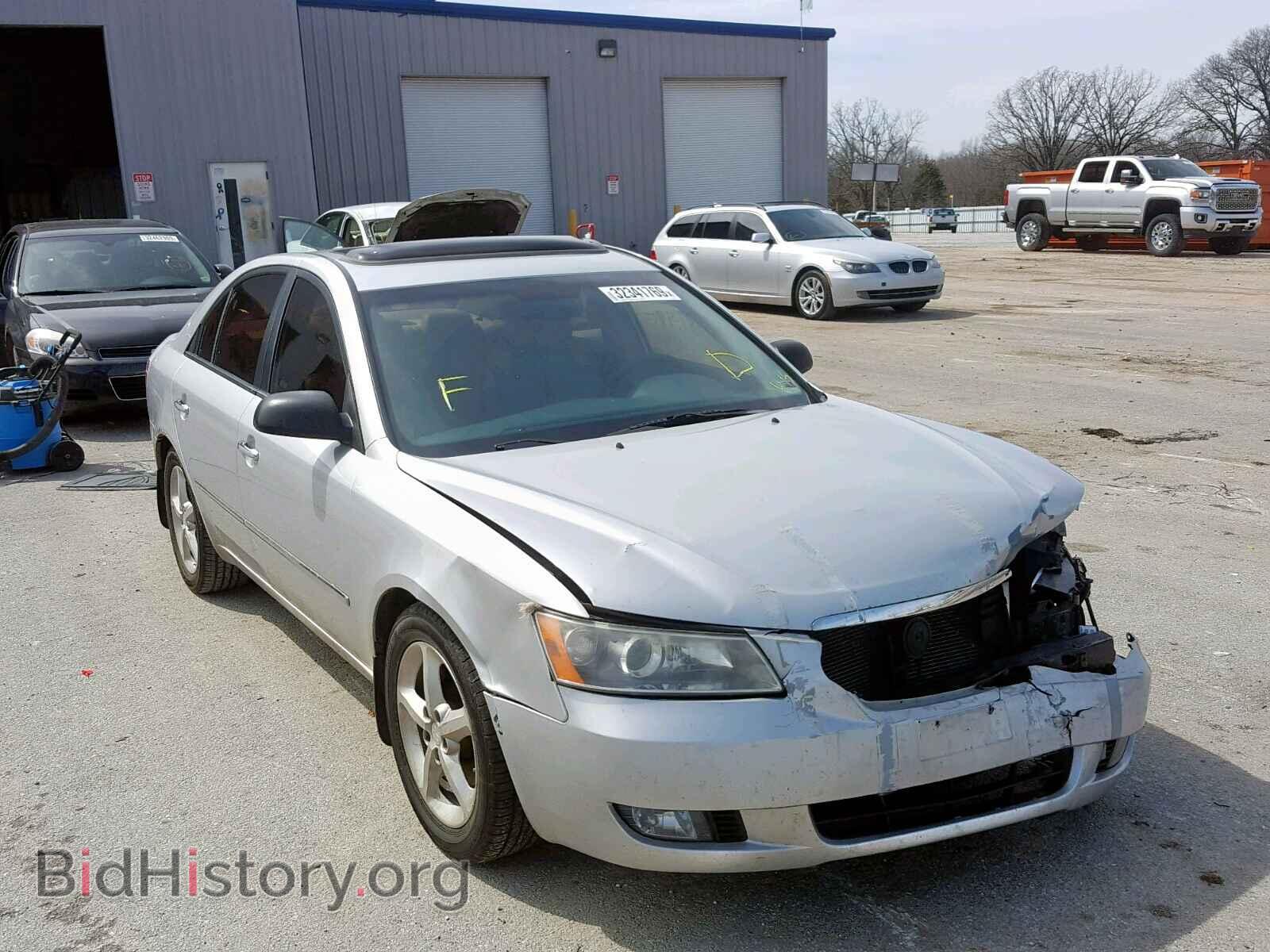 Photo 5NPEU46FX8H317683 - HYUNDAI SONATA 2008