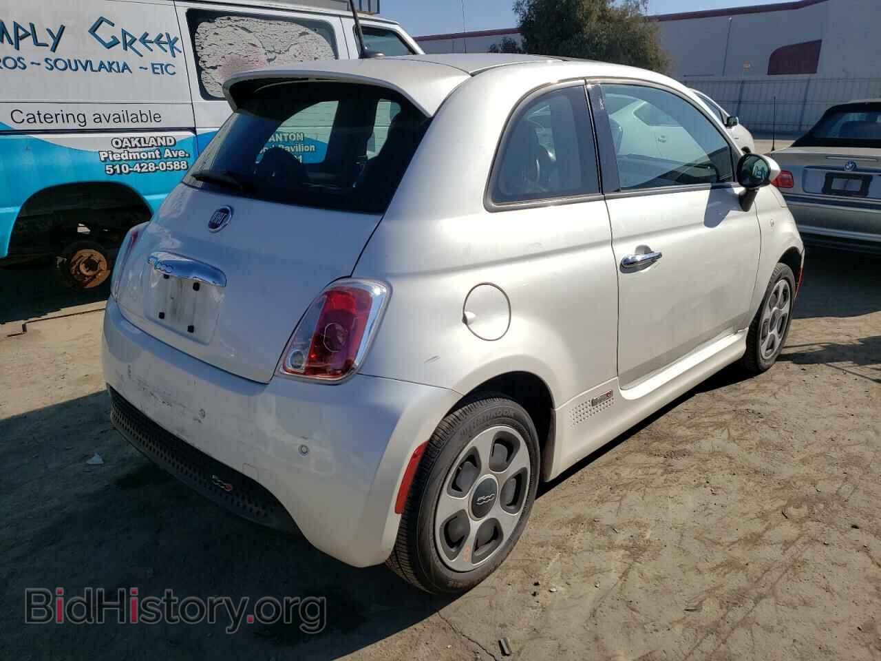 2015 FIAT 500 - VIN: 3C3CFFGE7FT756697 - Фото 4