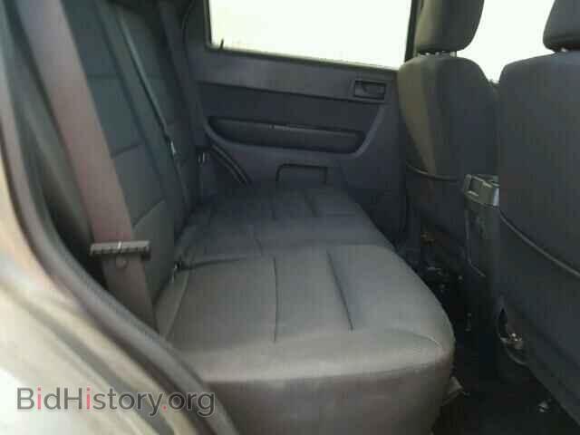 2011 FORD ESCAPE - VIN: 1FMCU0D73BKB70249 - Фото 6