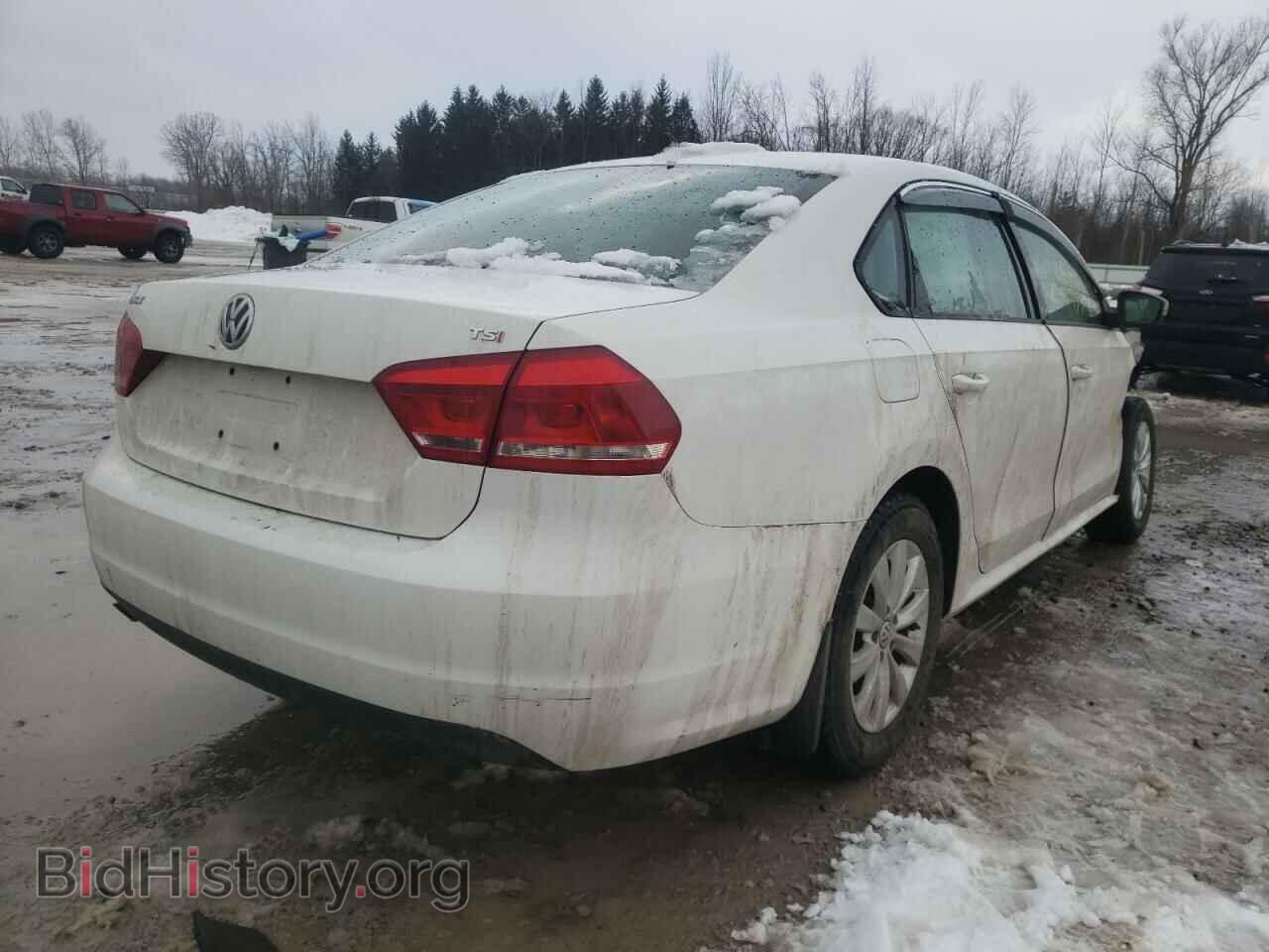 2015 VOLKSWAGEN PASSAT - VIN: 1VWAT7A30FC010092 - Фото 4