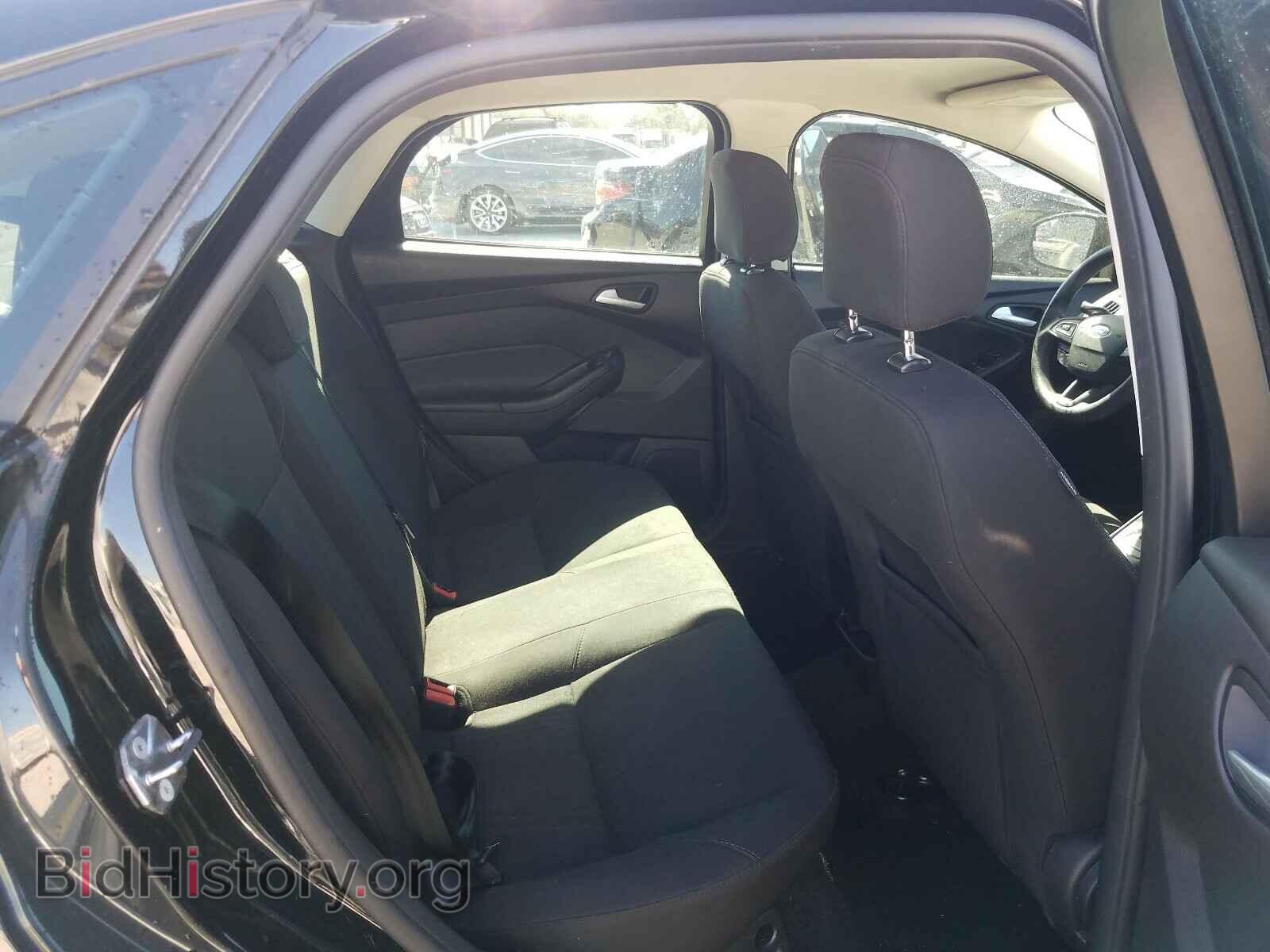 2017 FORD FOCUS - VIN: 1FADP3F24HL274681 - Photo 6