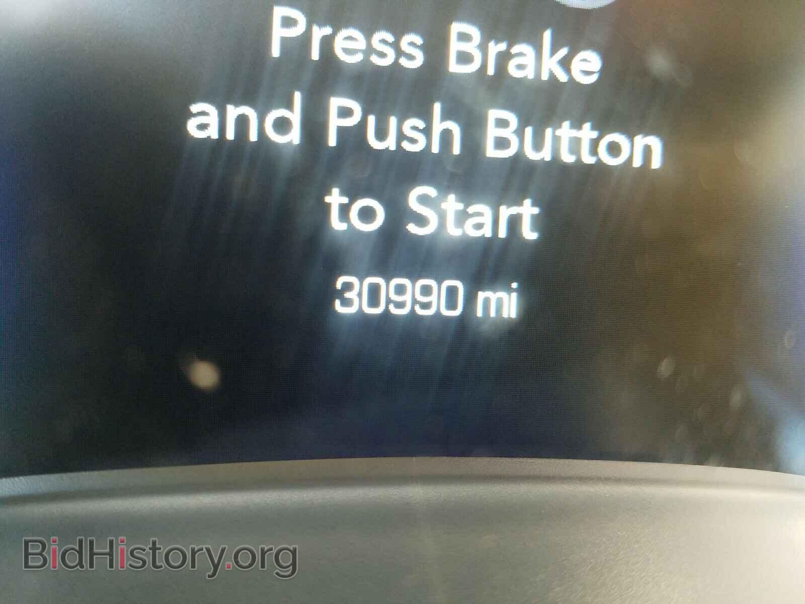 2017 CHRYSLER 300 - VIN: 2C3CCAGG3HH604070 - Фото 8